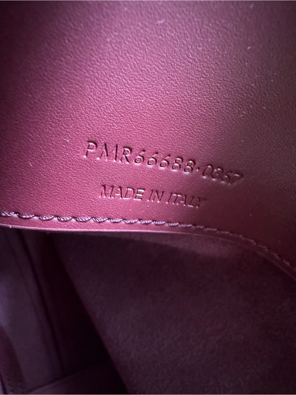 Saint Laurent Shoulder Bag - Picture 6 of 6